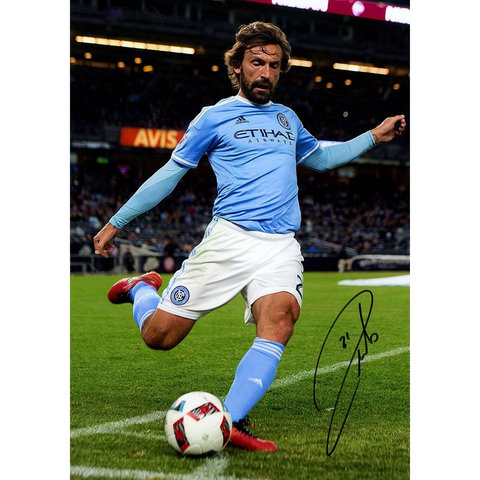 Andrea Pirlo<br>New York City FC<br>Original signiertes Foto<br>30 x 40 cm